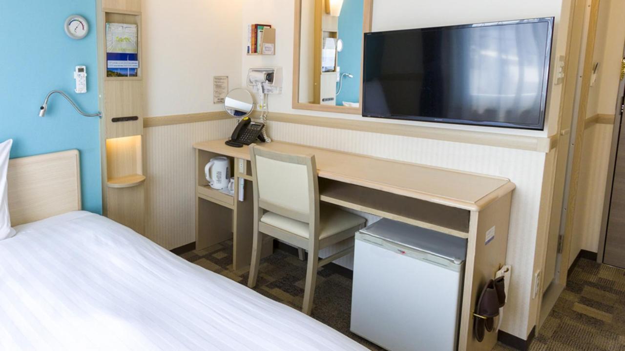 Toyoko Inn Shin-Aomori-Eki Higashi-Guchi Kültér fotó
